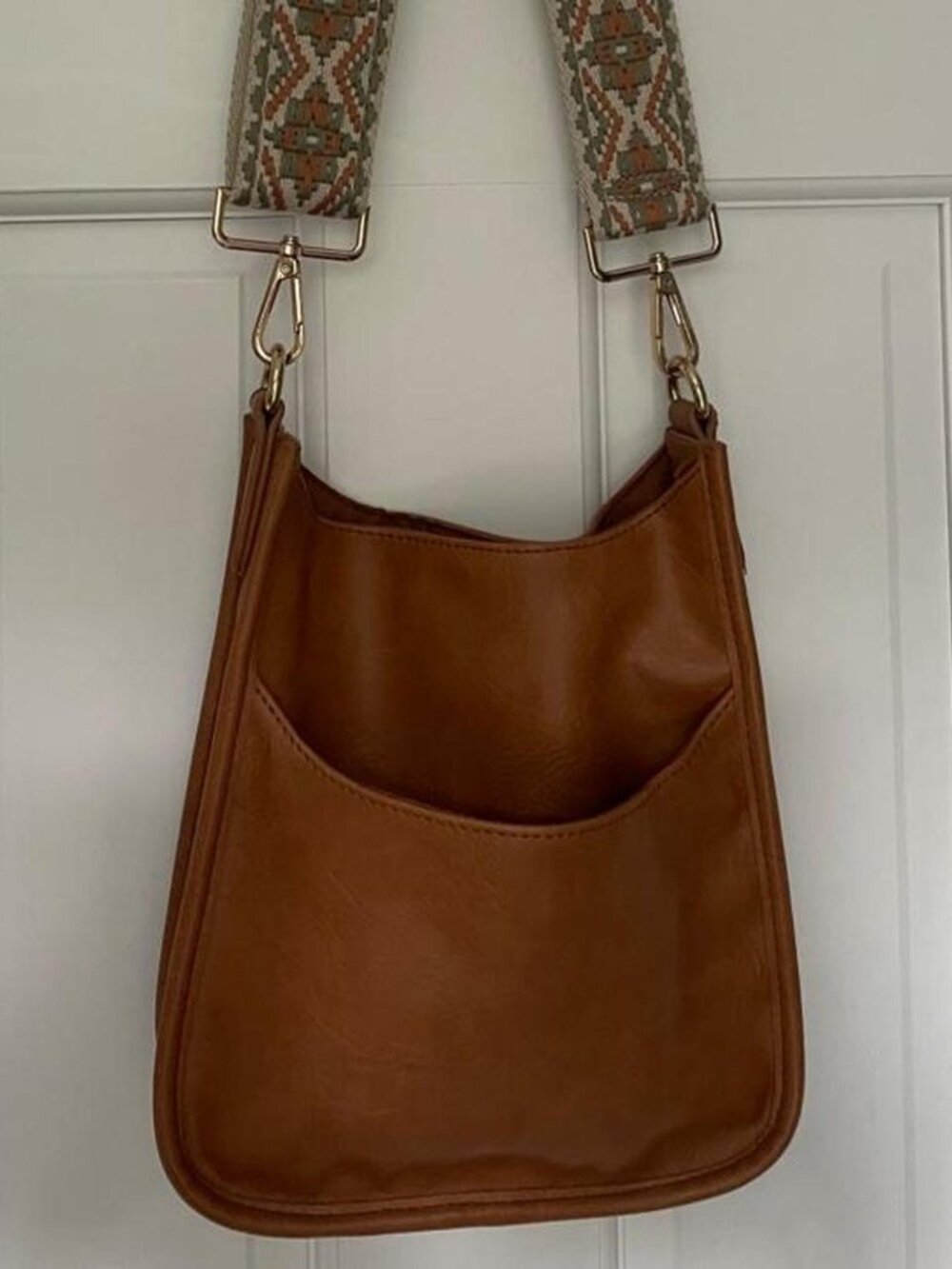 Ah-Dorned Leather Crossbody Cognac Bag w/ 3 interchangeable adjustable straps